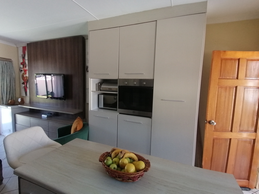 3 Bedroom Property for Sale in Kidds Beach Eastern Cape